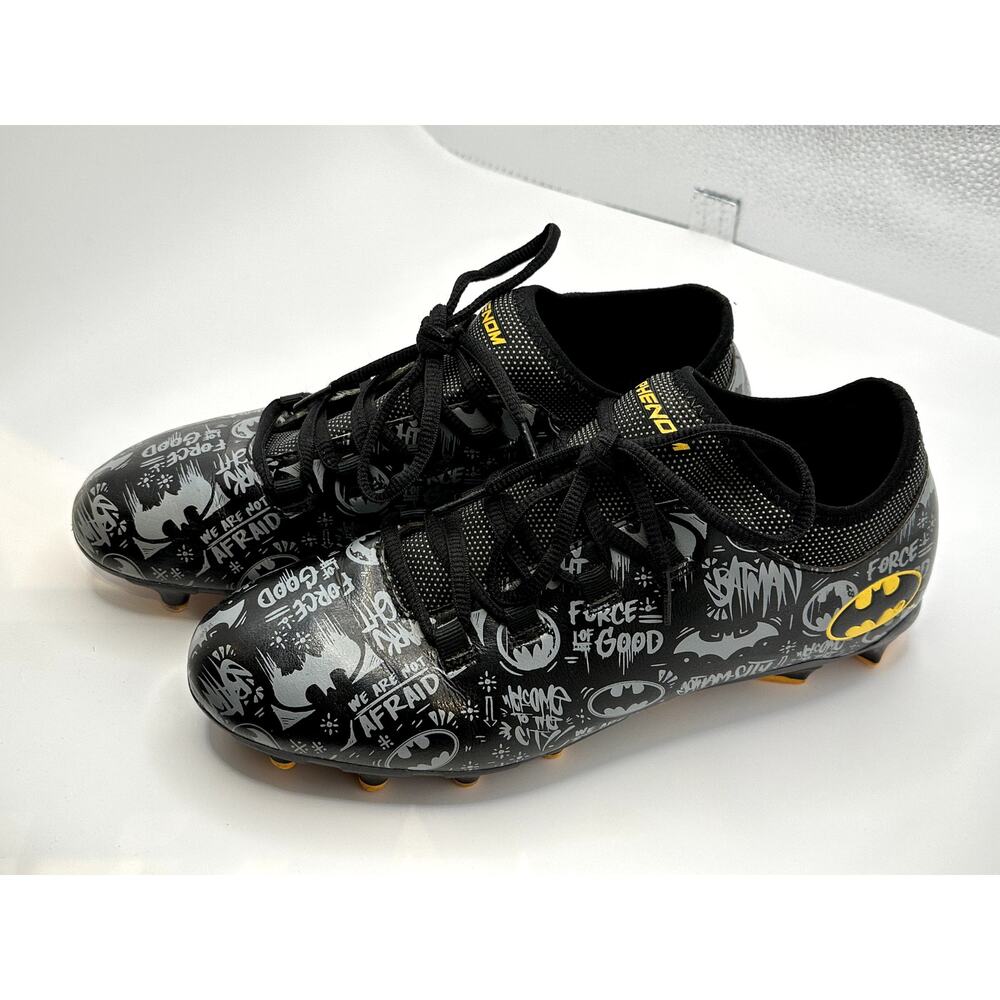 Phenom Batman Mens Soccer Cleats Size 7.5 Gray Black Yellow Lace Up Molded
